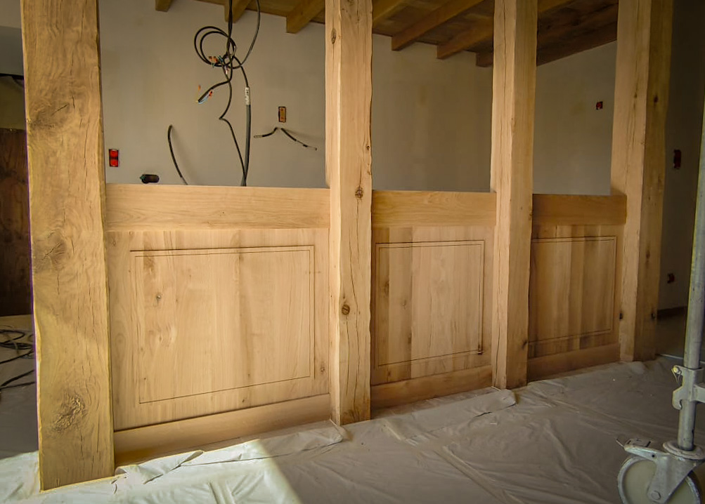 Boiserie, cimaise, habillage mur, aménagement bois en Charente